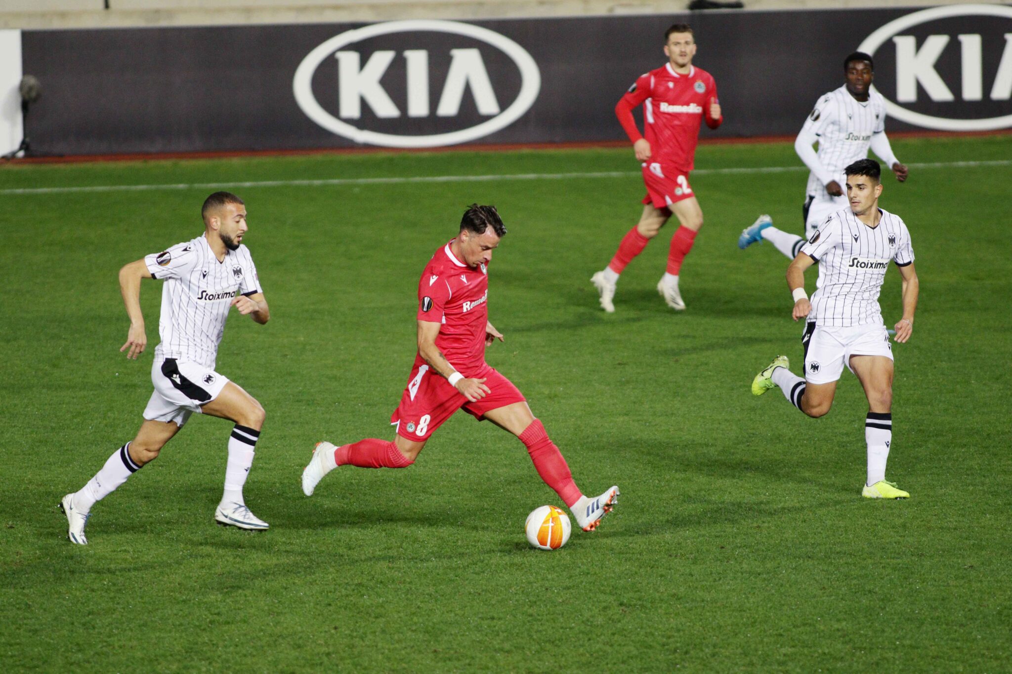 Βίτορ Γκόμες: «Περάσαμε δύσκολα, ανυπομονούμε για το ντέρμπι» (ΒΙΝΤΕΟ)