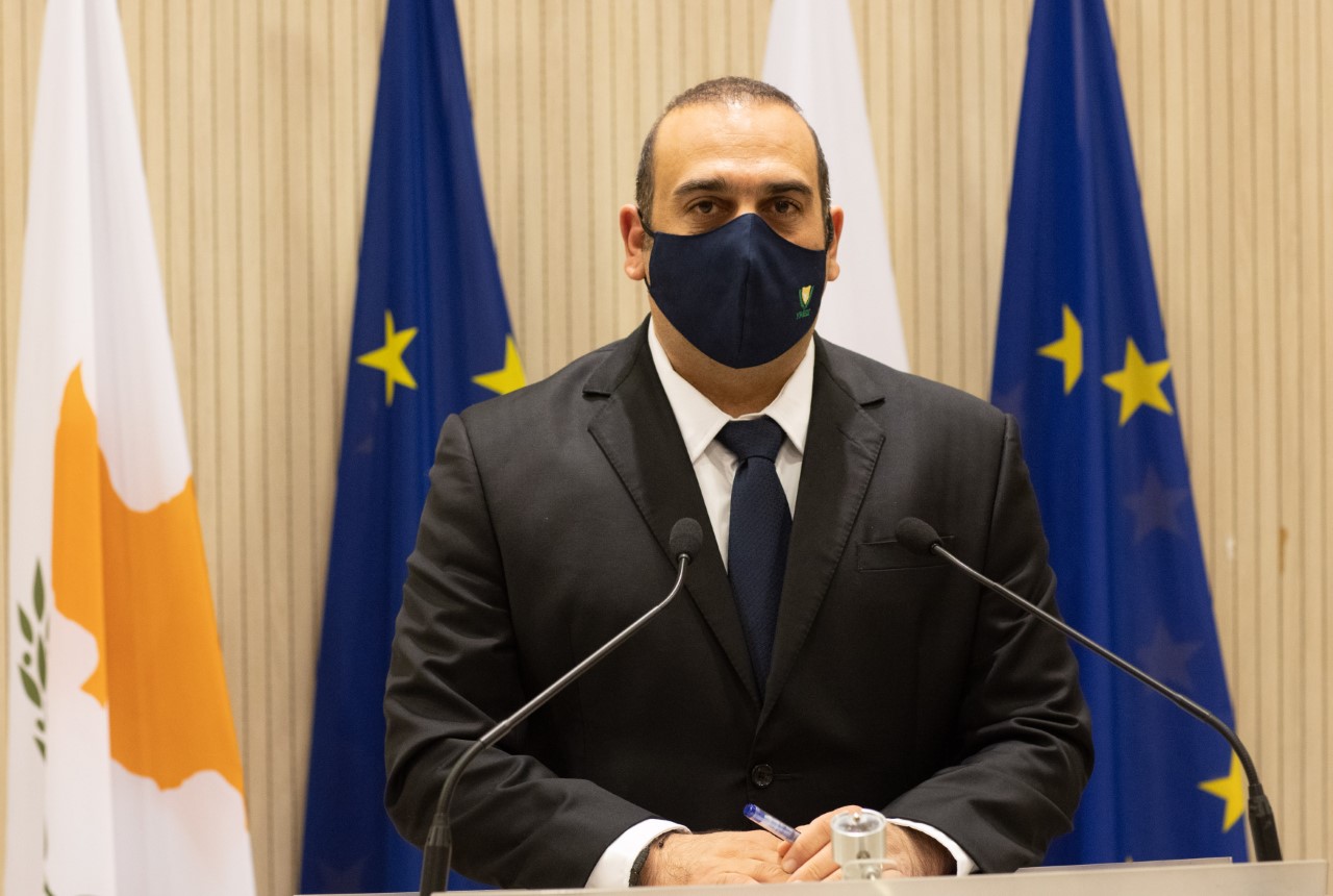 Γιάννης Καρούσος: "Κάθε φορά που χάνεται ένας άνθρωπος στους δρόμους…"