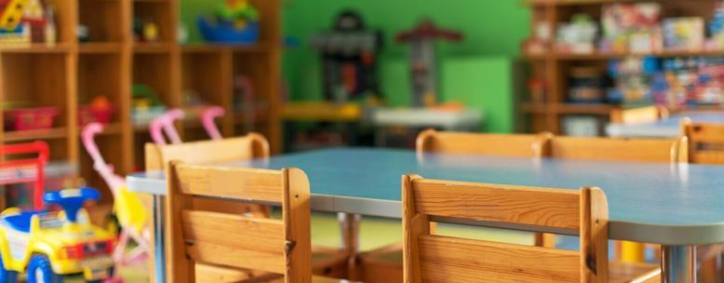 Εξηγήσεις για τη φυσική παρουσία στα νηπιαγωγεία αναμένουν οι γονείς (ΒΙΝΤΕΟ)