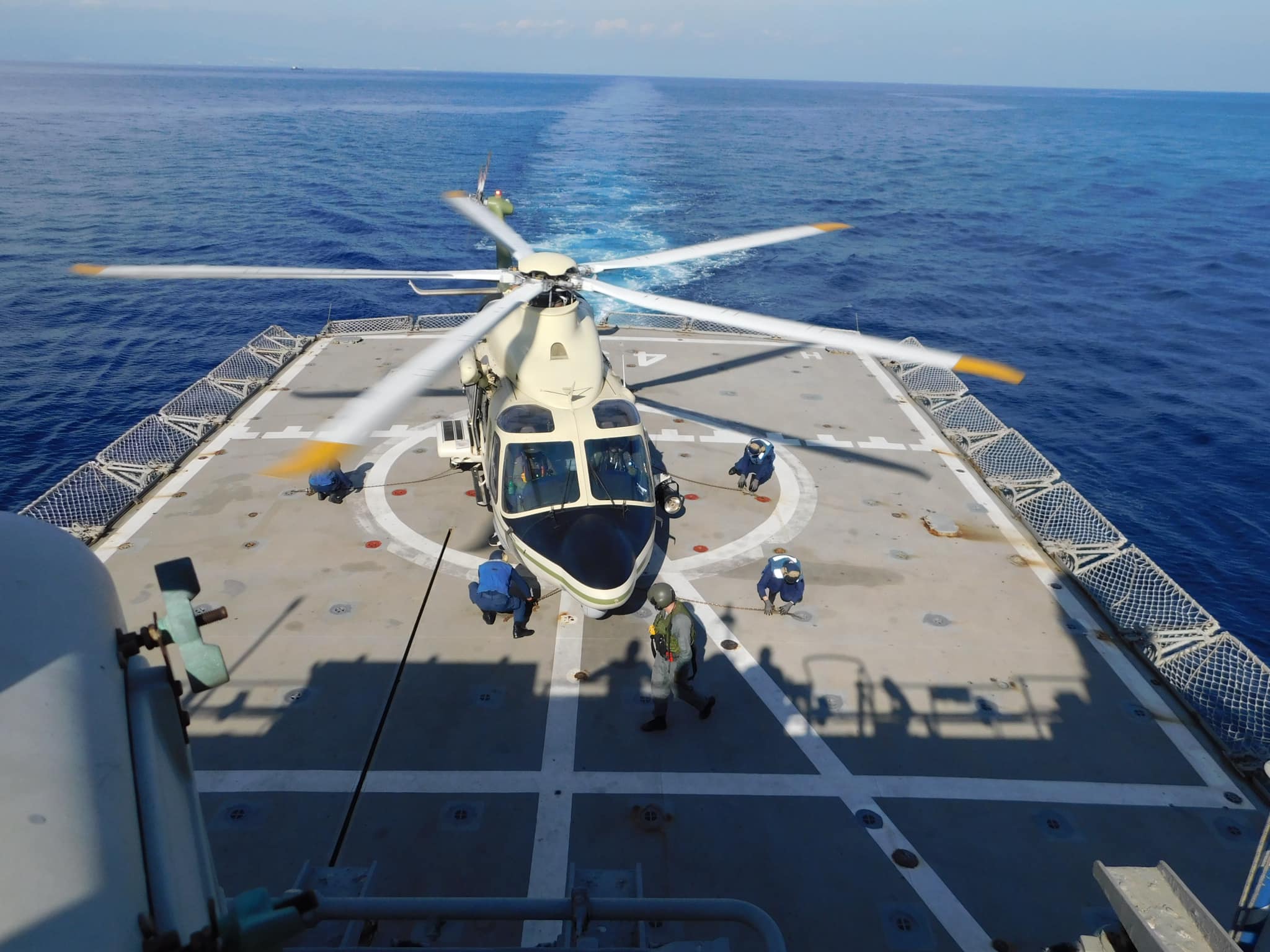 Εντυπωσιακές εικόνες από την κοινή άσκηση Κύπρου – Ελλάδας «ΣΑΛΑΜΙΣ – 02/21»