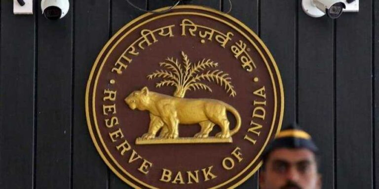 Πήραν τον νεκρό στην τράπεζα για να πάρει χρήματα για την…αποτέφρωση του