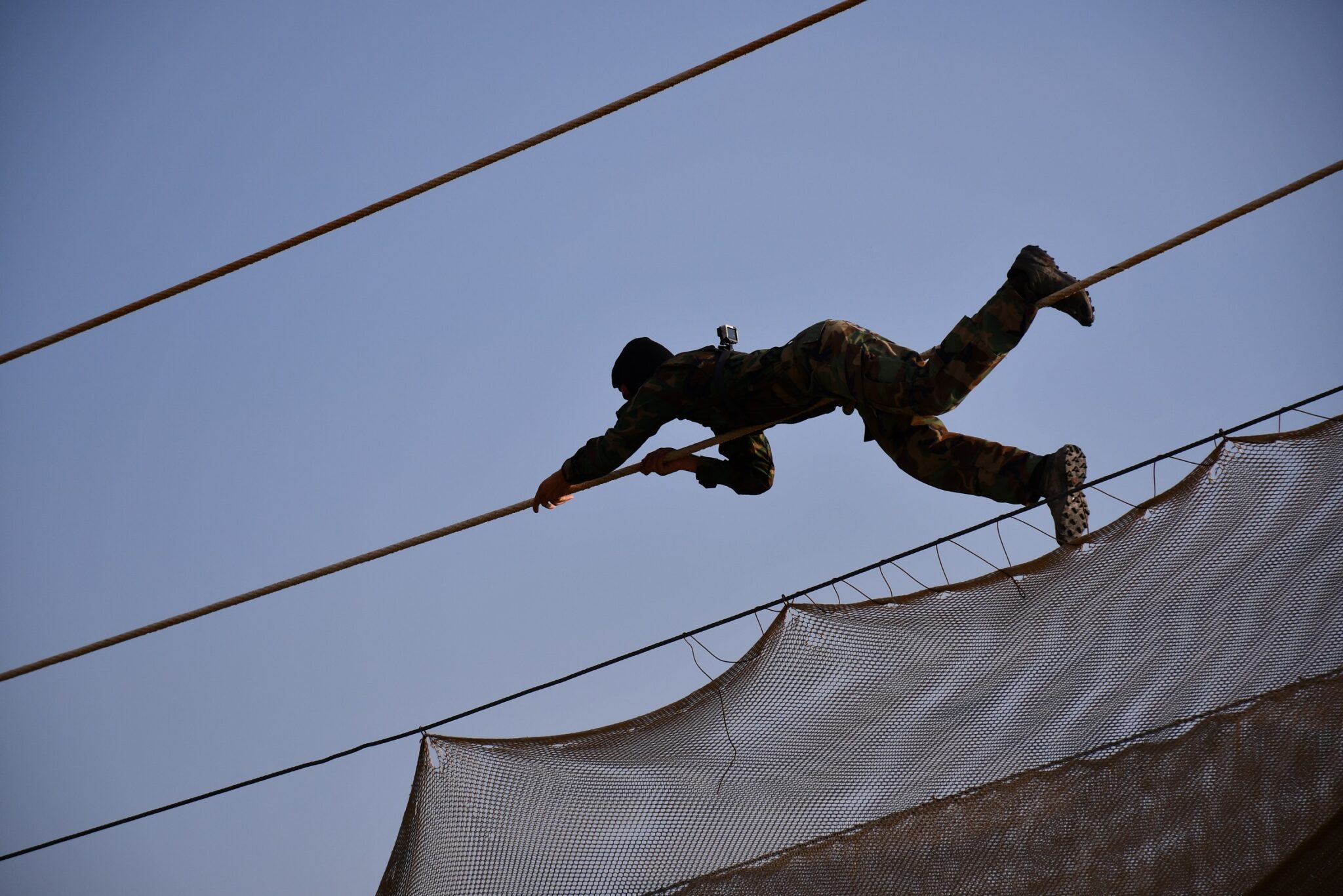 «24 ΩΡΕΣ» με τις Ομάδες Ειδικών Επιχειρήσεων των ΟΥΚ σ’ ένα καθηλωτικό επεισόδιο