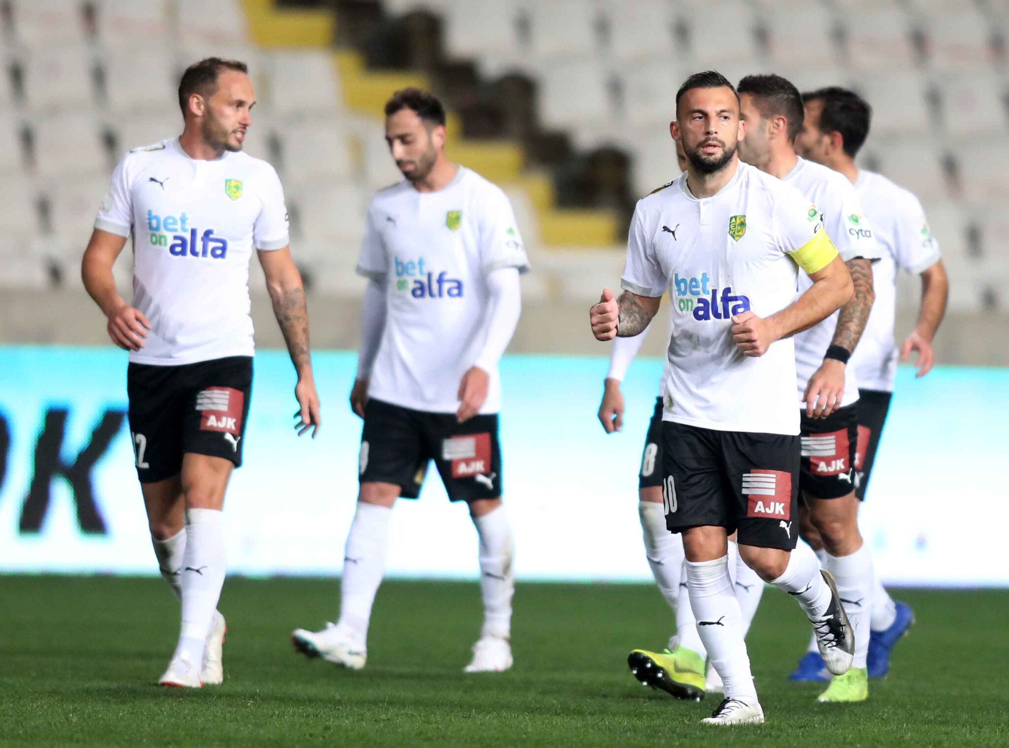 Ψάχνει νίκη… οξυγόνο η ΑΕΚ