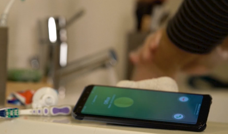 Δικαίωμα στην αποσύνδεση: Εργασία από το σπίτι αλλά…με όρια (ΒΙΝΤΕΟ)