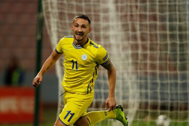 Στο προσκήνιο Ντόνις Αβντίγιαϊ για την ΑΕΛ