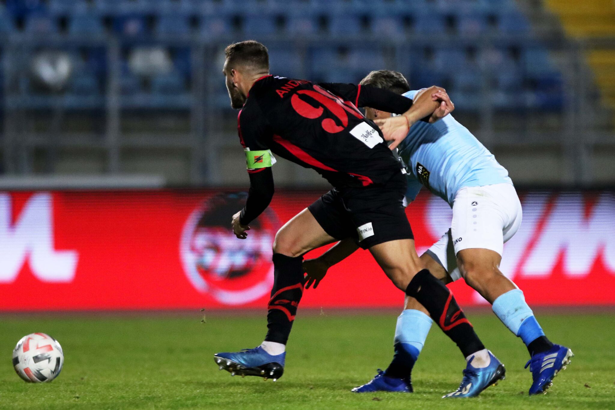 «Κόλλησαν» Καρμιώτισσα και Πάφος (ΒΙΝΤΕΟ)