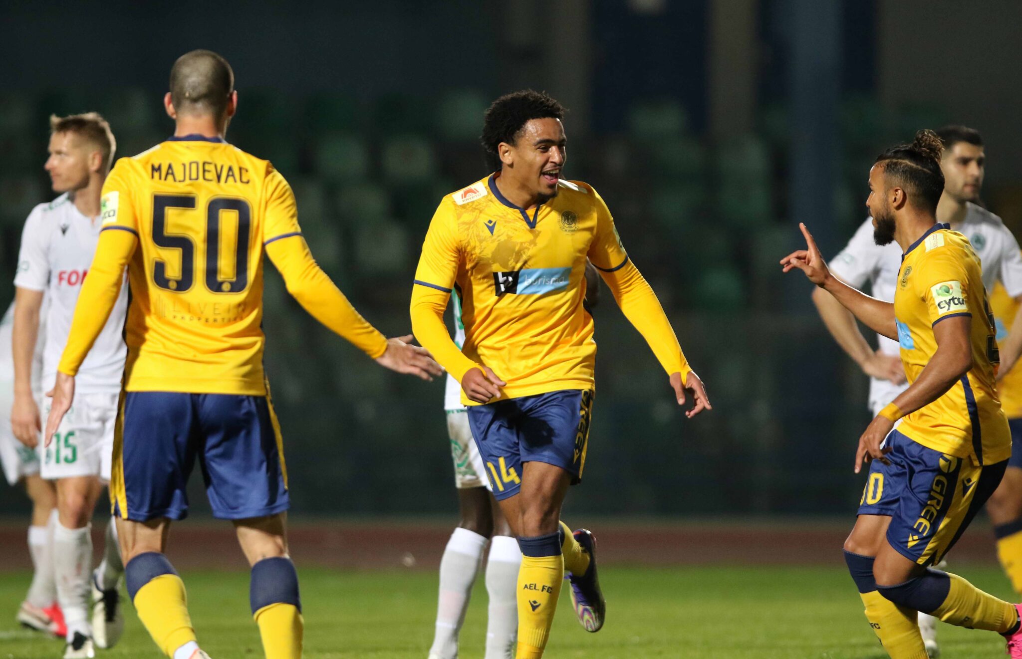 Το άξιζε, δεν το πήρε αλλά το… έσωσε η ΑΕΛ (ΒΝΤΕΟ)