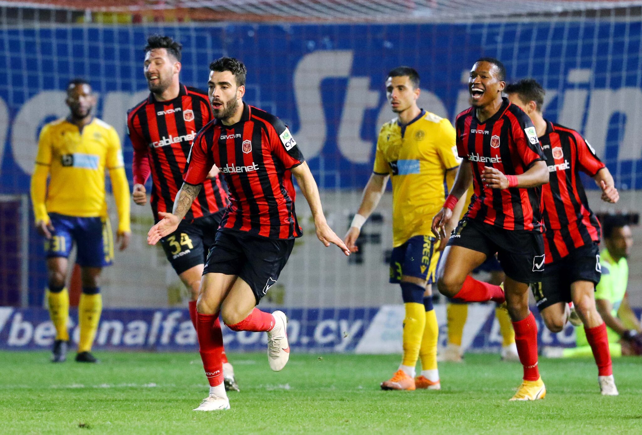 «Φρέναρε» την ΑΕΛ ο Ερμής (ΦΩΤΟ & ΒΙΝΤΕΟ)