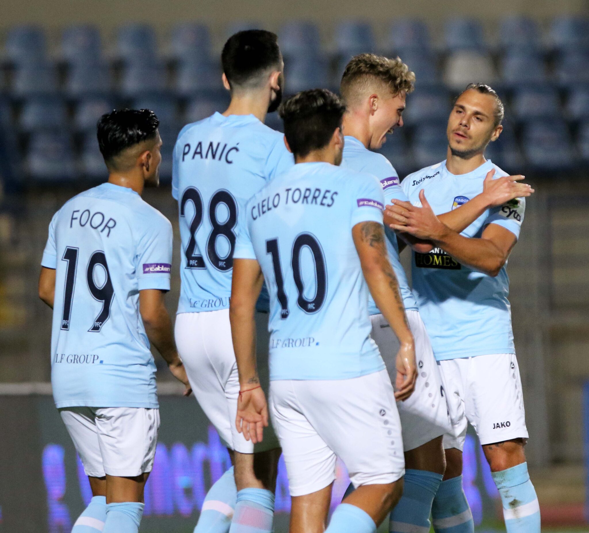 «Στοπ» της FIFA στην Πάφο για μεταγραφές