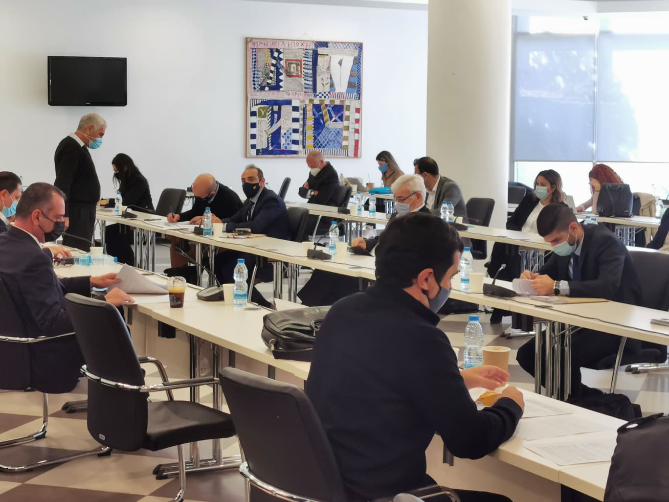 "Μαλλιά κουβάρια" για την κάθαρση του Αθλητισμού στην Θεσμών