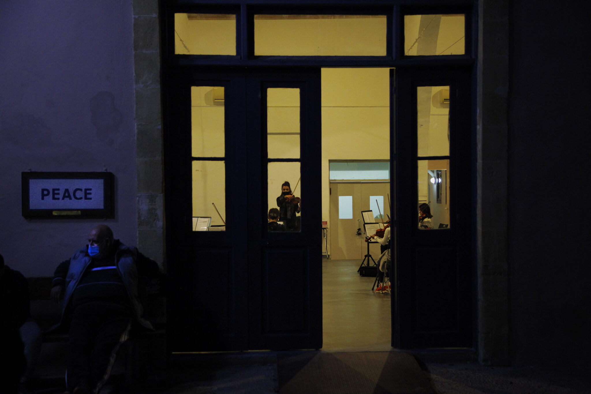 45 νέα κρούσματα ανακοίνωσε το ψευδροκράτος