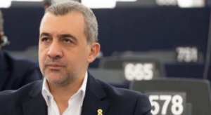 Συγκινεί ο Λουκάς Φουρλάς για τον καρκίνο: “Για σένα και για όλα τα παιδιά…”