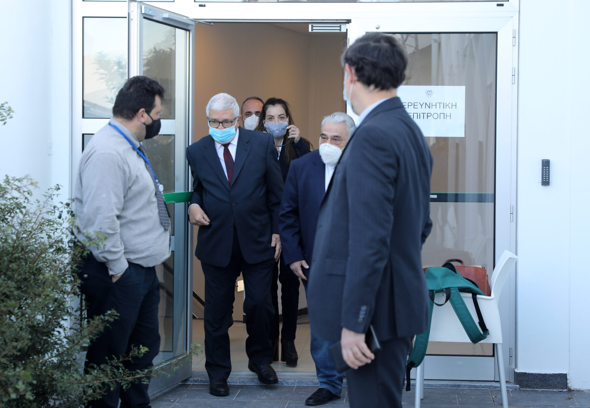 ΔΗΚΟ: Ποιοι είναι αυτοί που ενοχλούσαν φορτικά την ΜΟΚΑΣ;