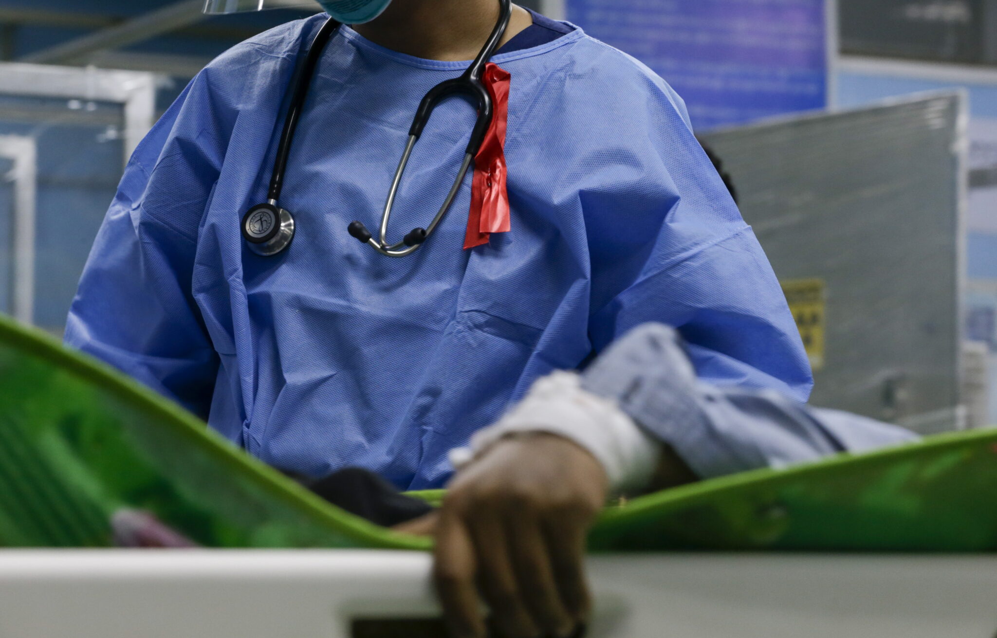 Κινδυνεύει με διαγραφή από τον ΠΙΣ ο γιατρός που καταδικάστηκε για παρενόχληση