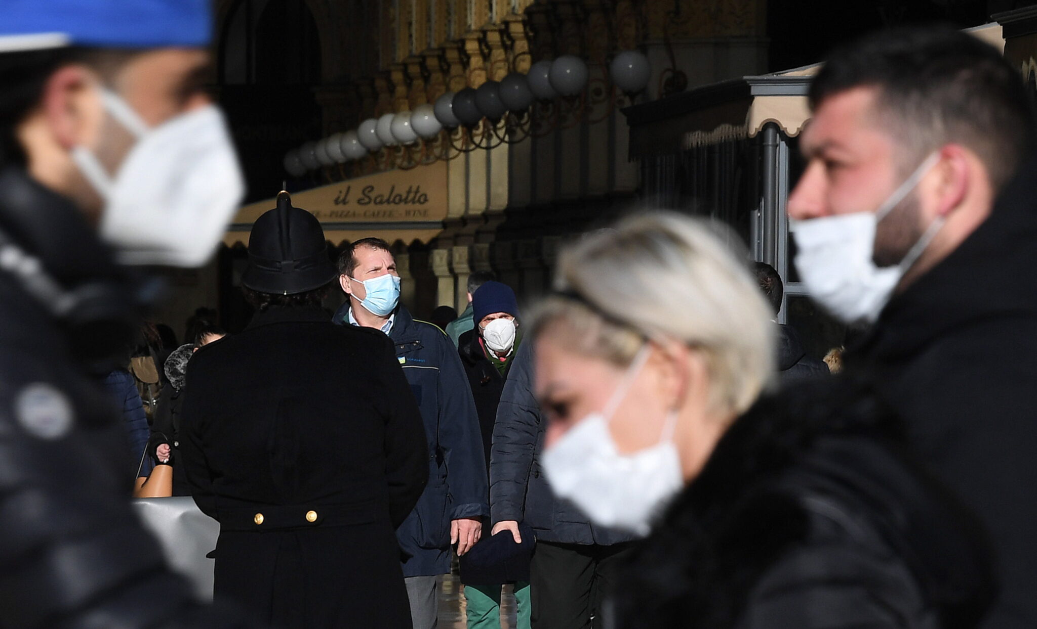 Ξεπέρασαν τα 106 εκ τα κρούσματα, ο νεότερος απολογισμός της πανδημίας