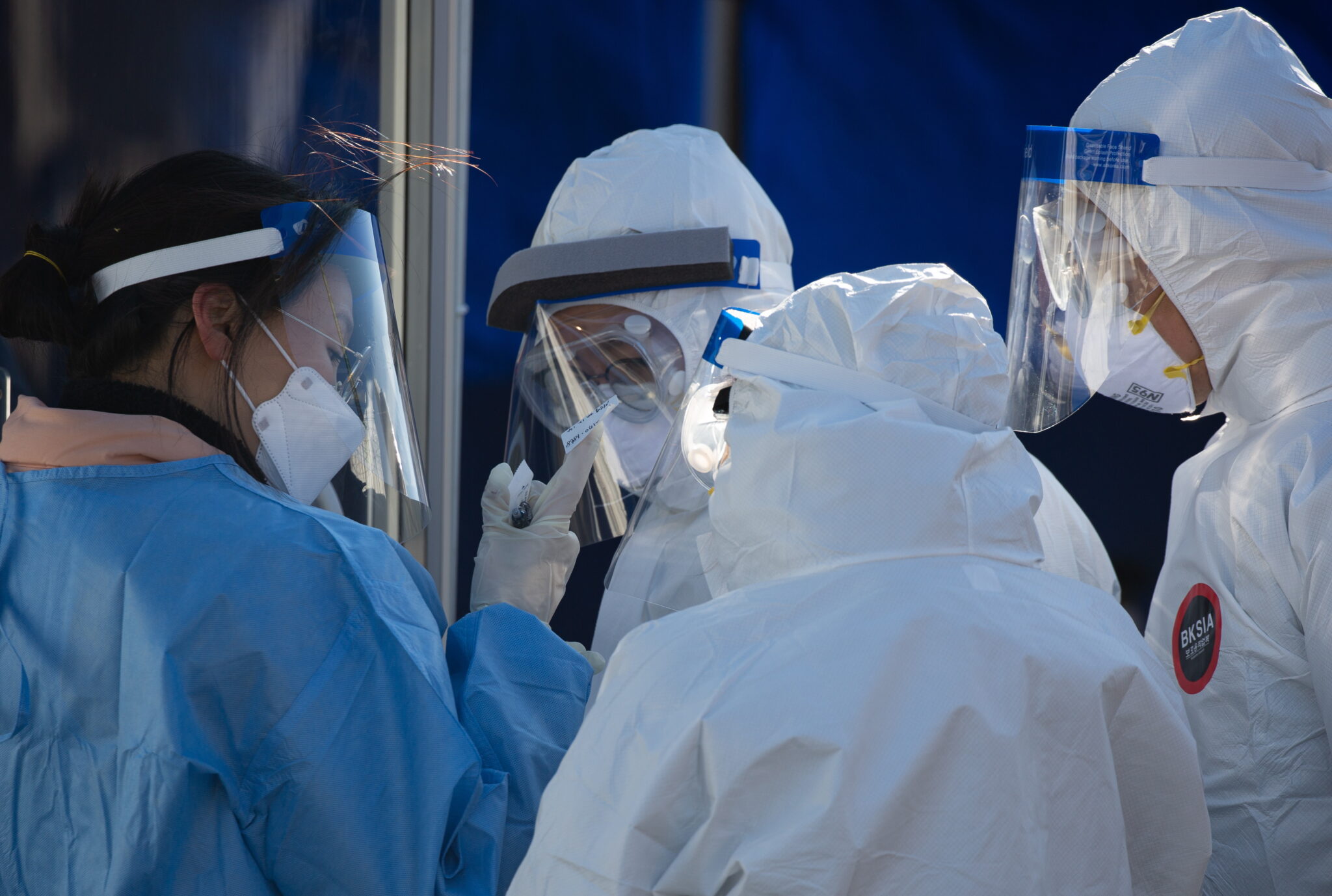 Νέα συμπτώματα του κορωνοϊού αναφέρει επιστημονική έρευνα