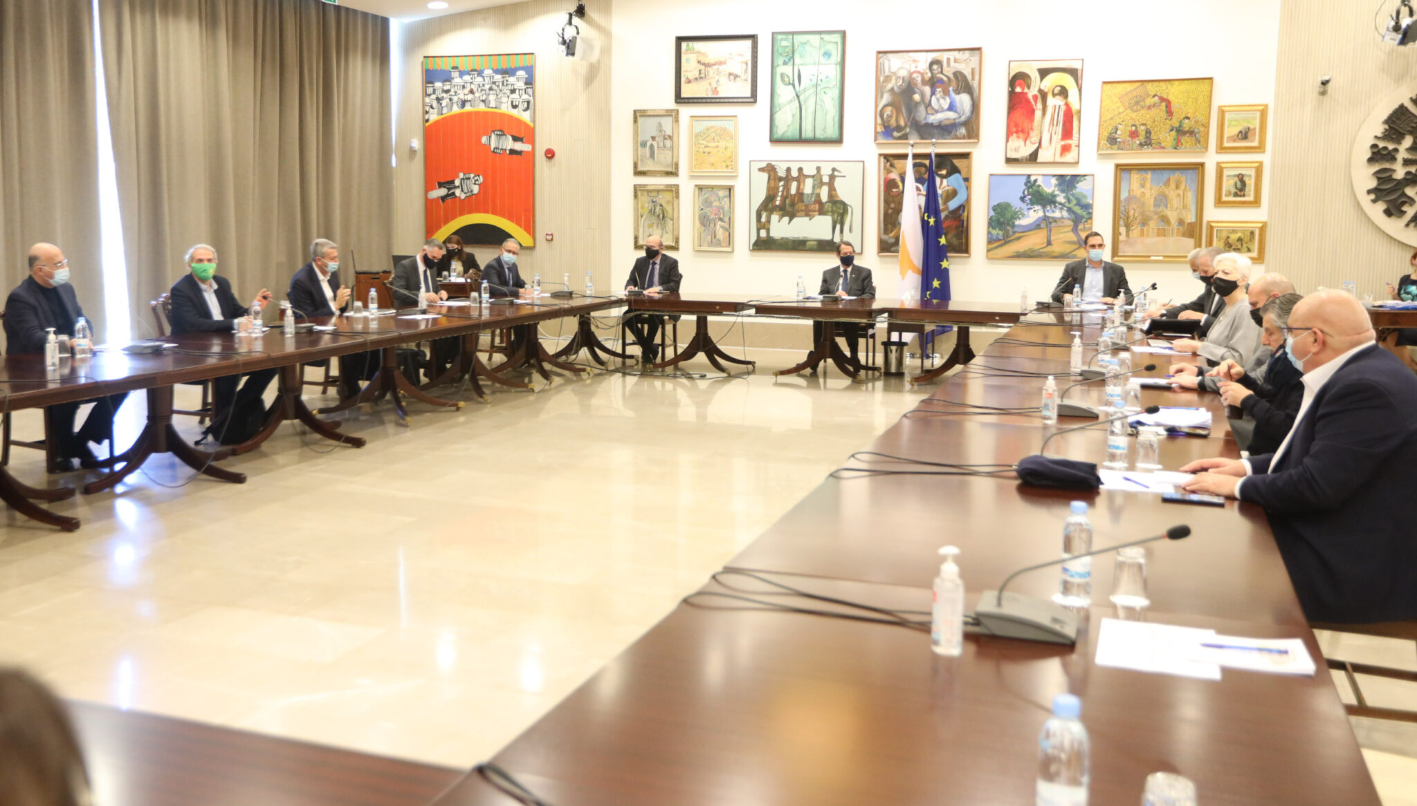 Ανησυχούν τα κόμματα ενόψει της άτυπης πενταμερούς (ΒΙΝΤΕΟ)