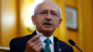 Κιλιτσντάρογλου: Ο Ερντογάν κινείται με "νταούλια και ζουρνάδες"