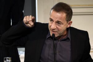 "Ντόμινο" εξελίξεων, συνελήφθη ο σκηνοθέτης Δημήτρης Λιγνάδης