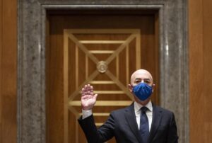 Δεσμεύεται να αντιμετωπίσει την "εγχώρια τρομοκρατία" ο Αλεχάντρο Μαγιόρκας