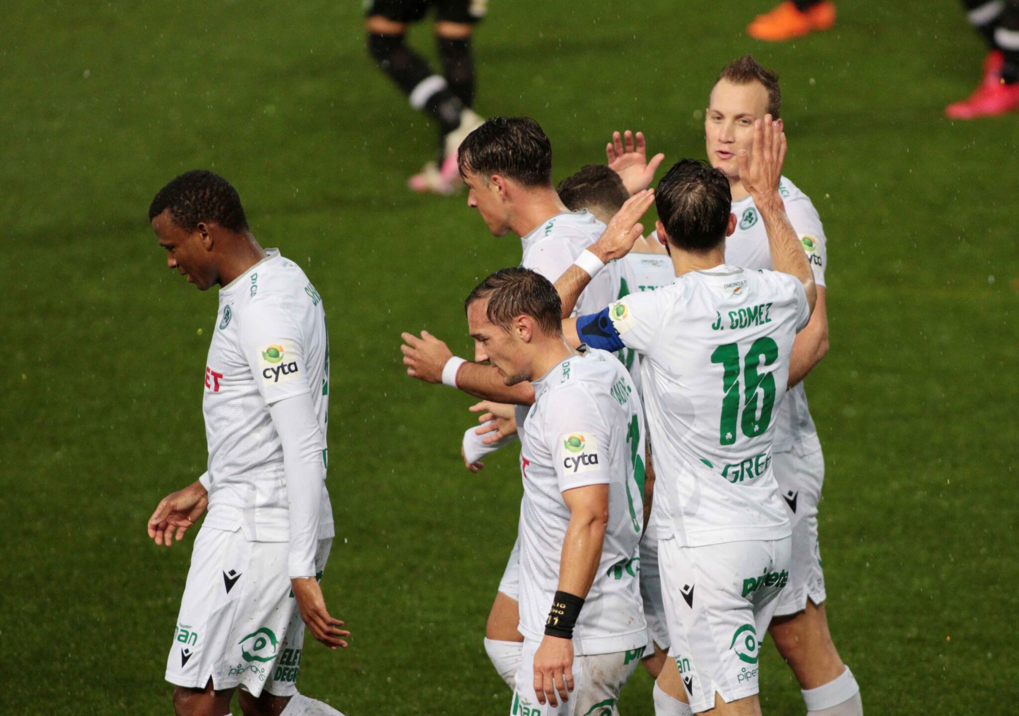 Βλέπει Δόξα η Ομόνοια, αποφασίζει για Χούμποτσαν ο Μπεργκ