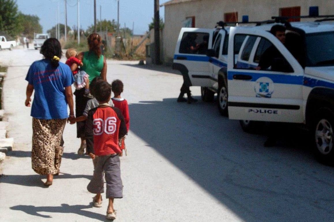 Νεκρό 6χρονο αγοράκι από πυρκαγιά που ξέσπασε σε δομή μεταναστών