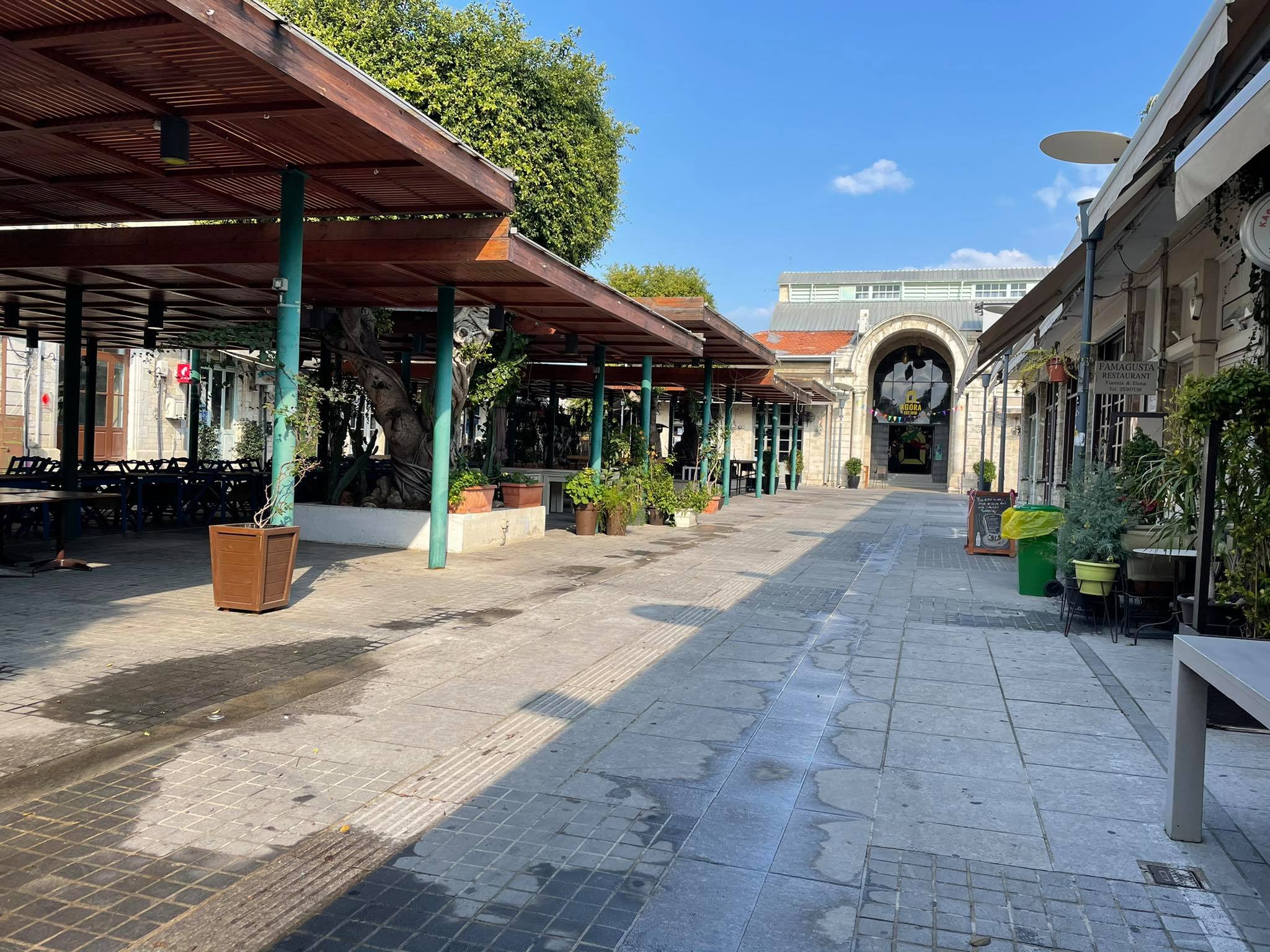 Χωρίς καρναβαλιστές και φουκούδες η Σαριπόλου ανήμερα της Τσικνοπέμπτης (ΒΙΝΤΕΟ)