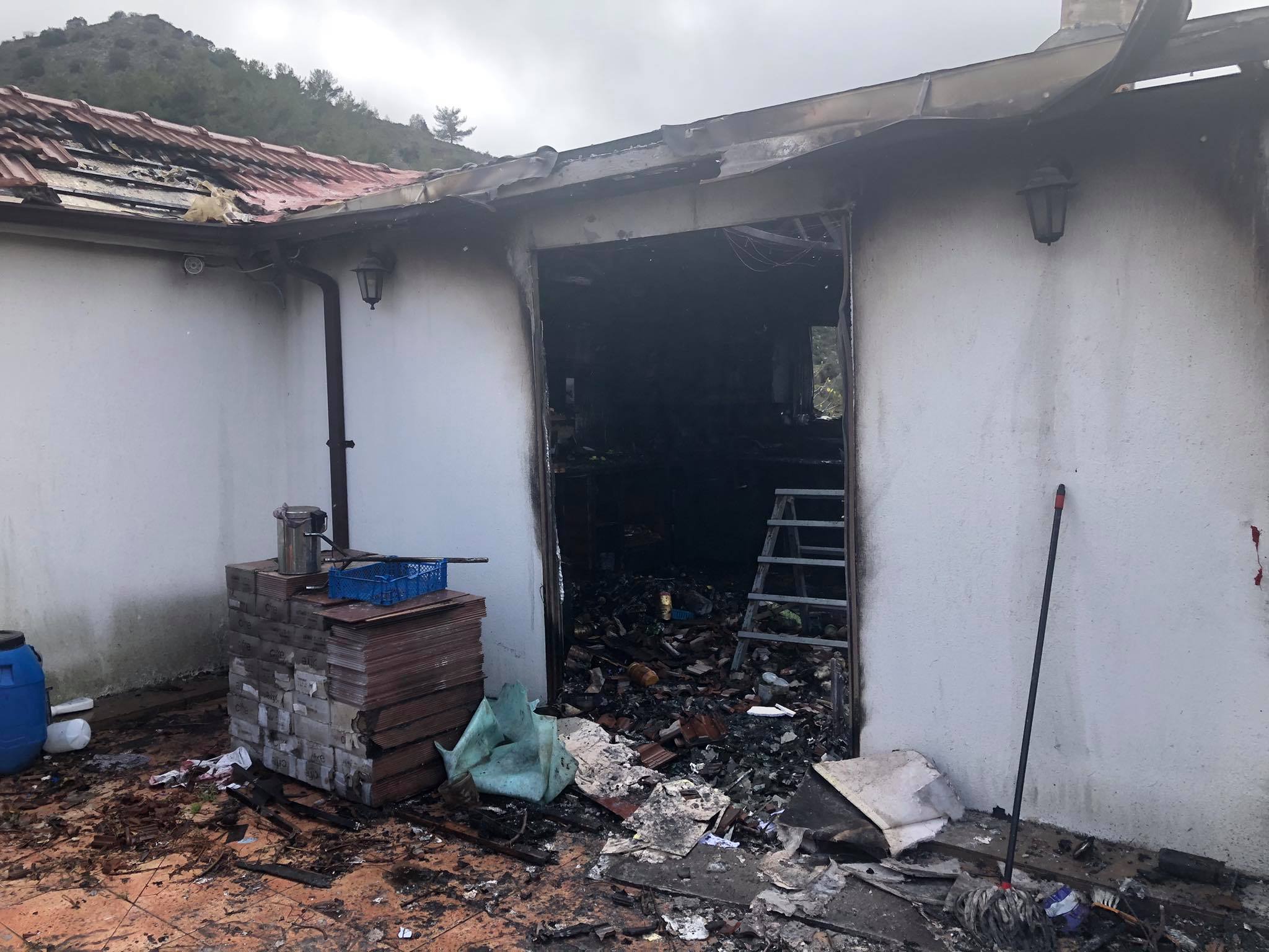 «Φωτιά καιγόμαστε, πιάσε την Πυροσβεστική αμέσως» (ΒΙΝΤΕΟ)