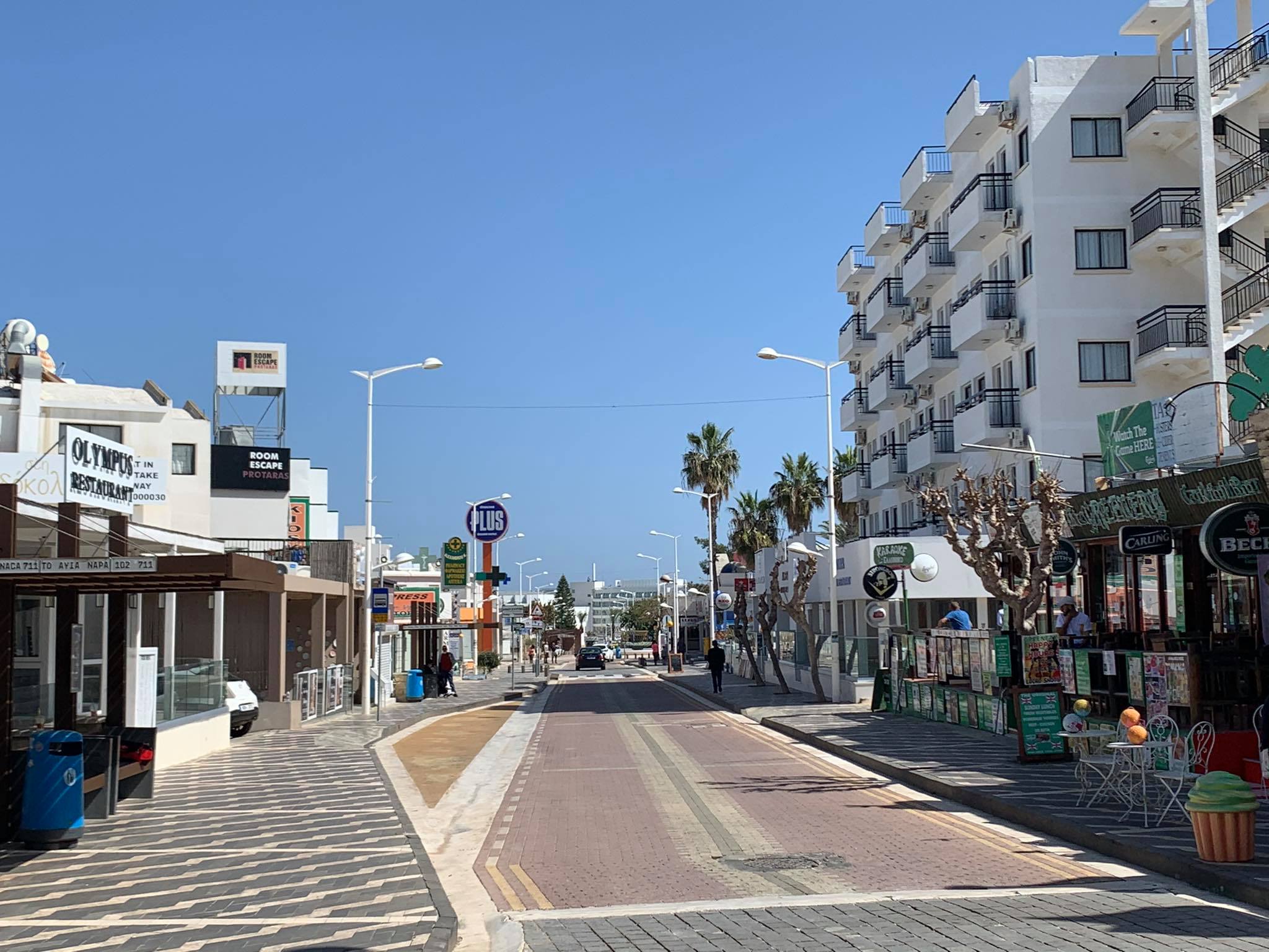 "Ματώνουν" οι επιχειρήσεις στον Πρωταρά, έρημοι οι χώροι εστίασης (ΒΙΝΤΕΟ)