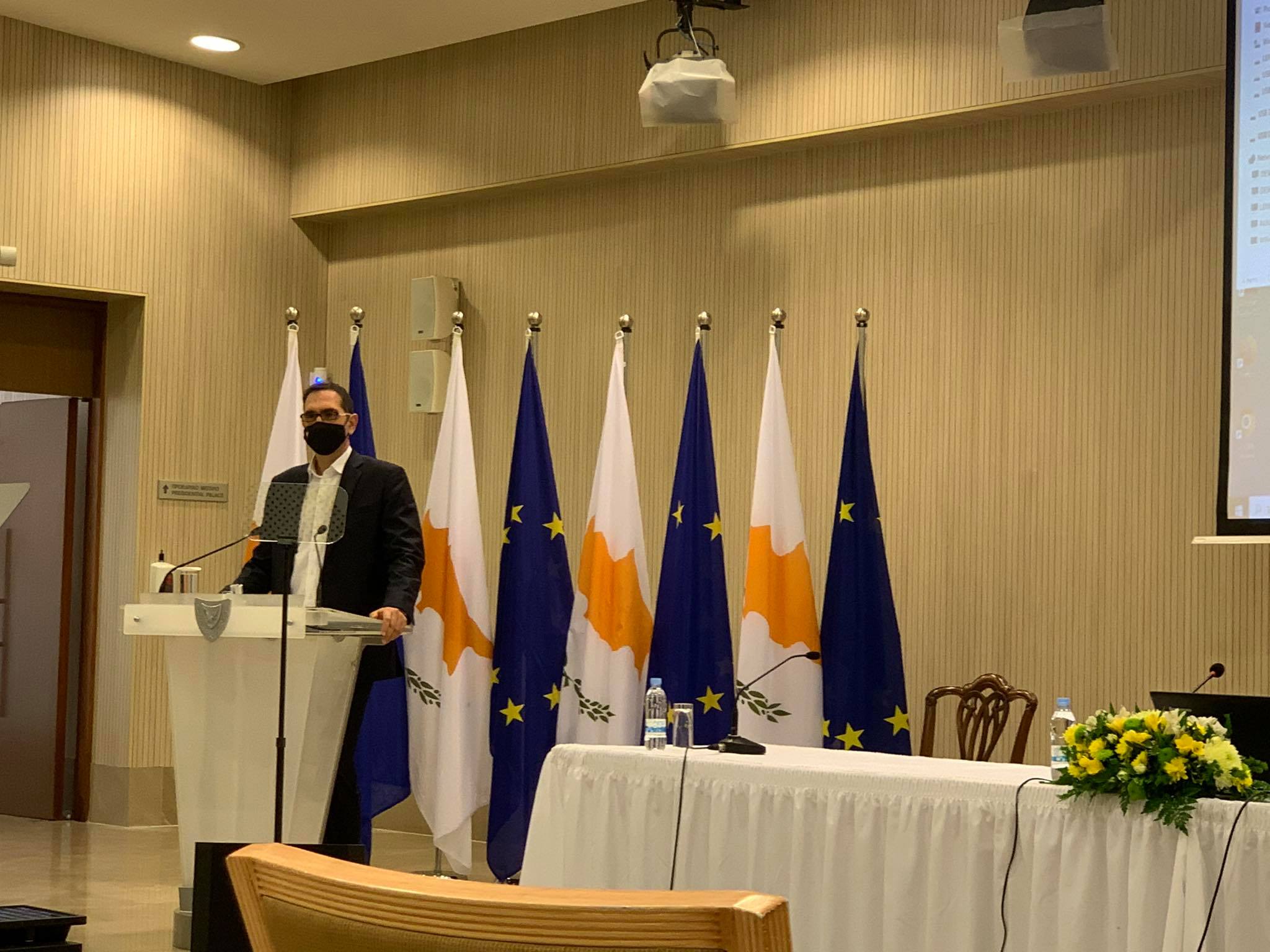 Μέτρα, τεστ και εμβόλια οδηγούν την Κύπρο στο τέλος της μεγάλης περιπέτειας