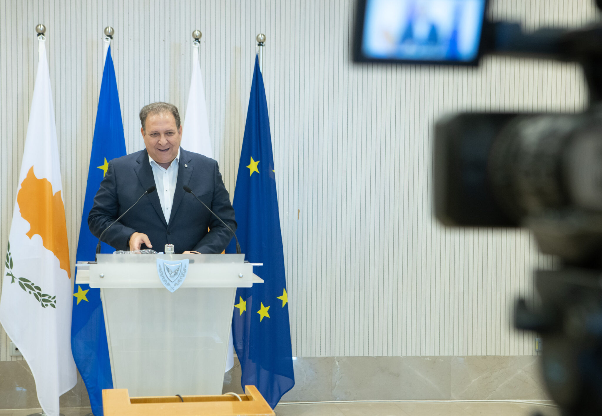 Θετικός στον κορωνοϊό ο Βίκτωρας, "έβαλε" σε καραντίνα Κούσιο, Πάλμα και Σεντώνα