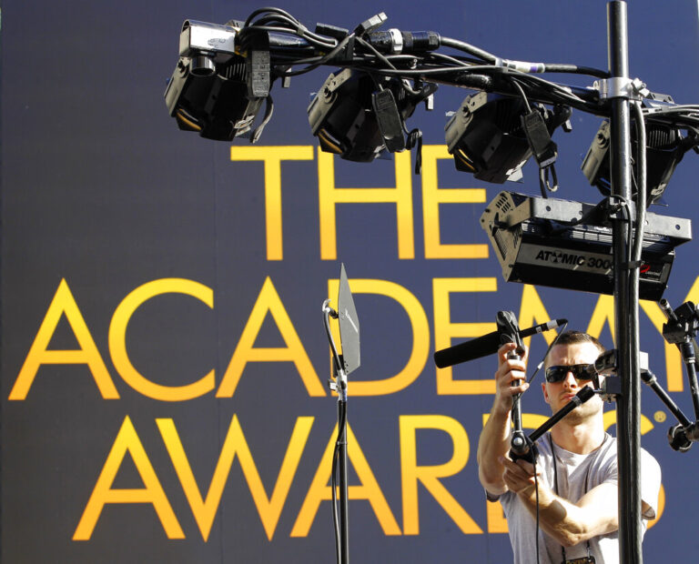 Όσκαρ 2021: Δείτε ποιοι διεκδικούν το χρυσό αγαλματίδιο (BINTEO)