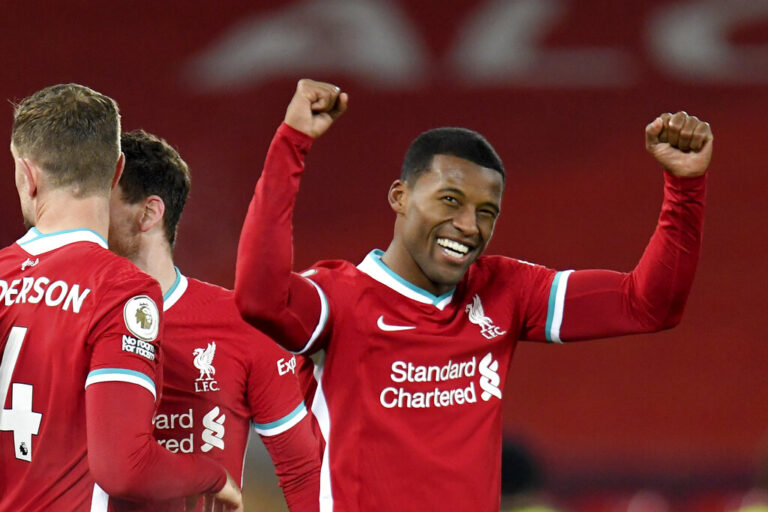 Δεν ανανεώνει στη Λίβερπουλ ο Βαϊνάλντουμ, πλησιάζει στην Μπαρσελόνα