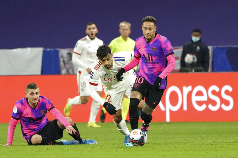 Ο Νεϊμάρ πληρώνει 142 υπαλλήλους στο κλειστό εδώ και έναν χρόνο ίδρυμά του