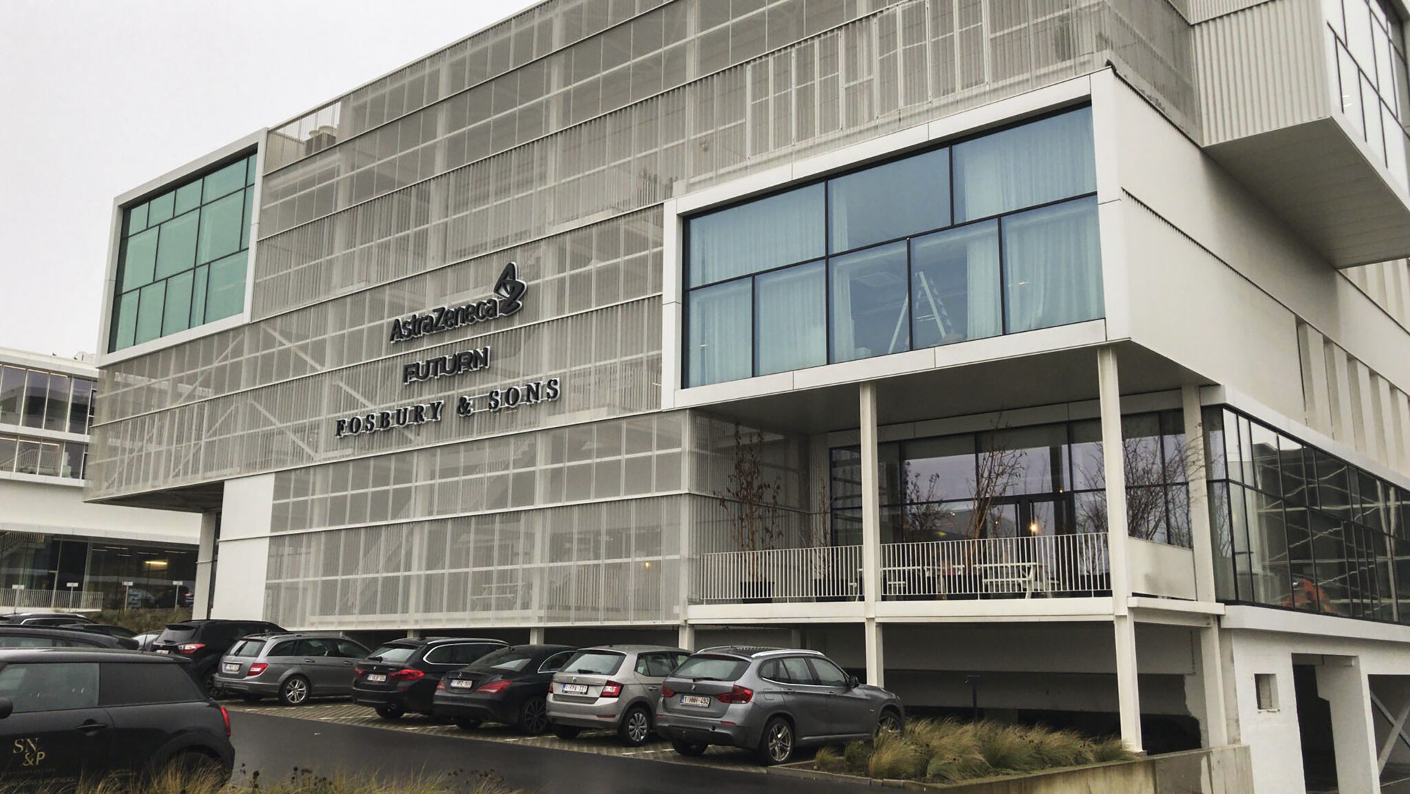 Εμβόλιο AstraZeneca: "Έκρυβαν" 29εκ. δόσεις στις εγκαταστάσεις της στη Ρώμη