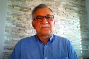 Εμβολιάζεται με "όποιο εμβόλιο του δώσουν" ο Δρ. Πέτρος Καραγιάννης (ΒΙΝΤΕΟ)