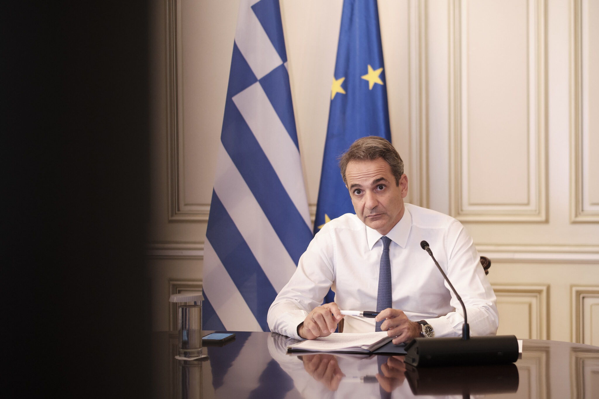 "Συγκινητικό να βλέπεις τον Εθνικό Ύμνο στη νοηματική", είπε ο Μητσοτάκης