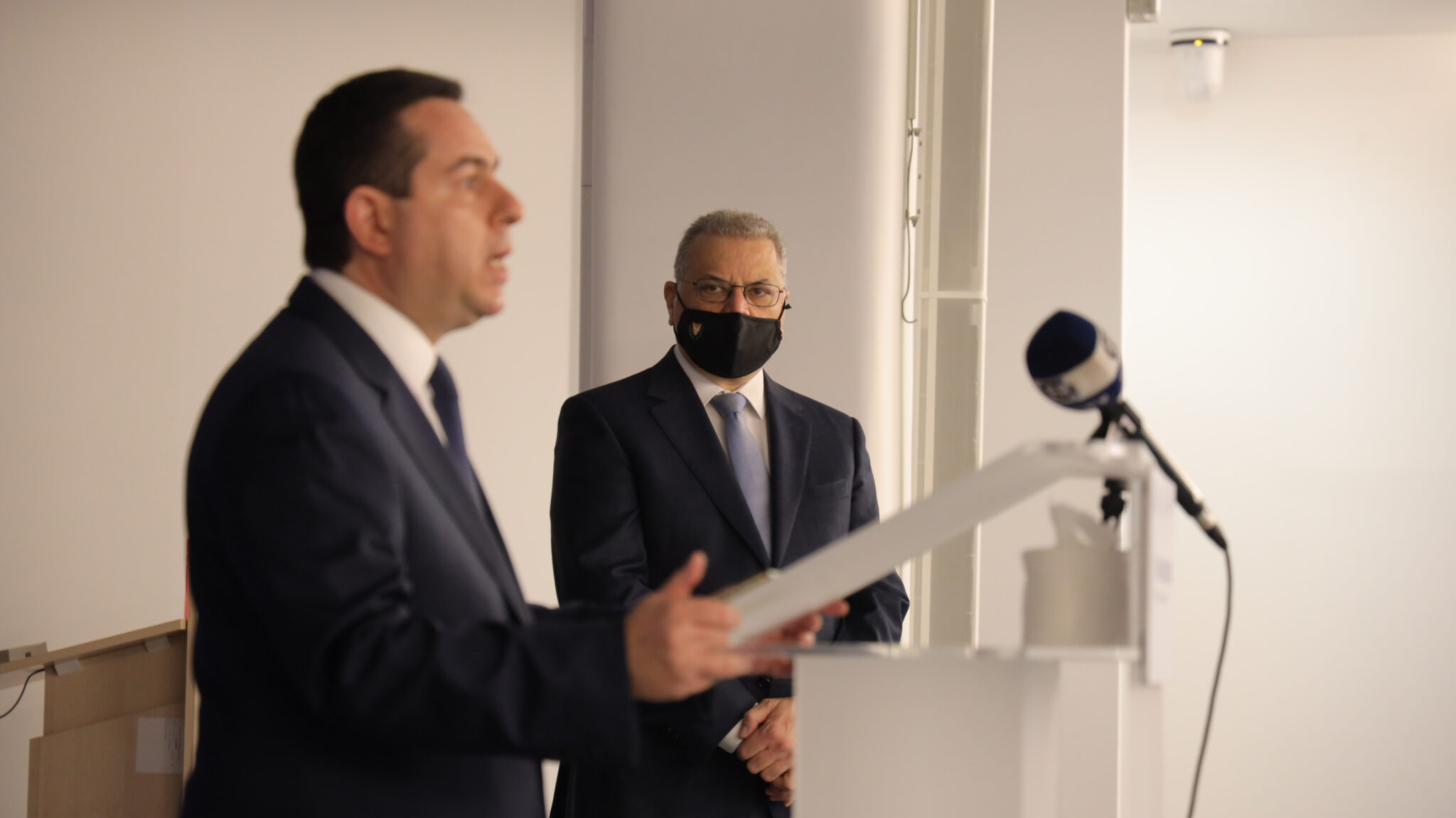 ΥΠΕΣ: Παραπέμπει στον νόμο και τον Έβρο για το συρματόπλεγμα στην πράσινη γραμμή