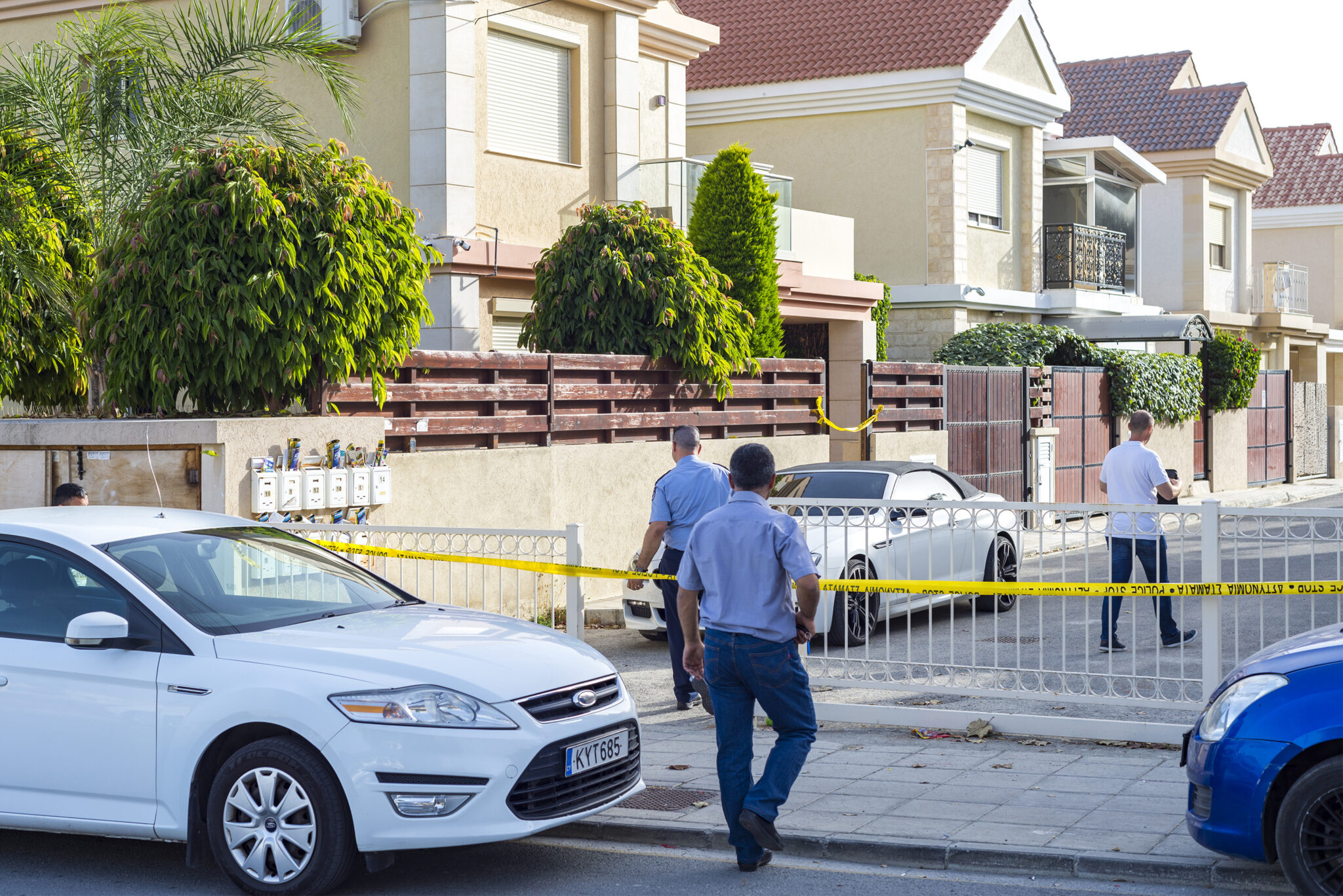 Κουκουλοφόρος εισέβαλε σε περίπτερο στη Λεμεσό και έκλεψε χιλιάδες ευρώ