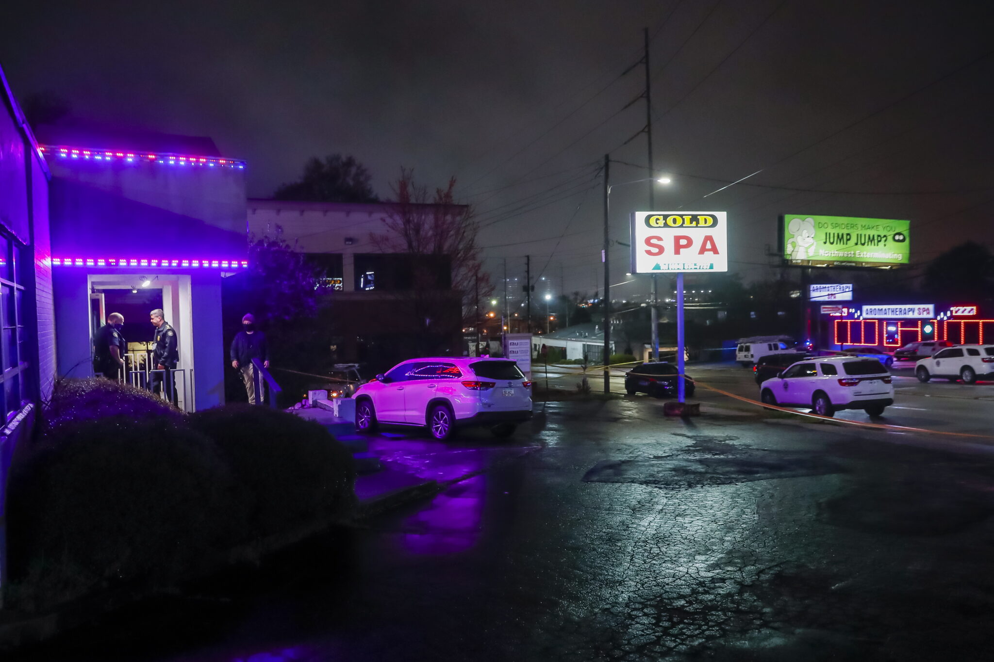 Φονικές επιθέσεις σε ινστιτούτα μασάζ των ΗΠΑ: Οκτώ νεκροί από πυρά 21χρονου