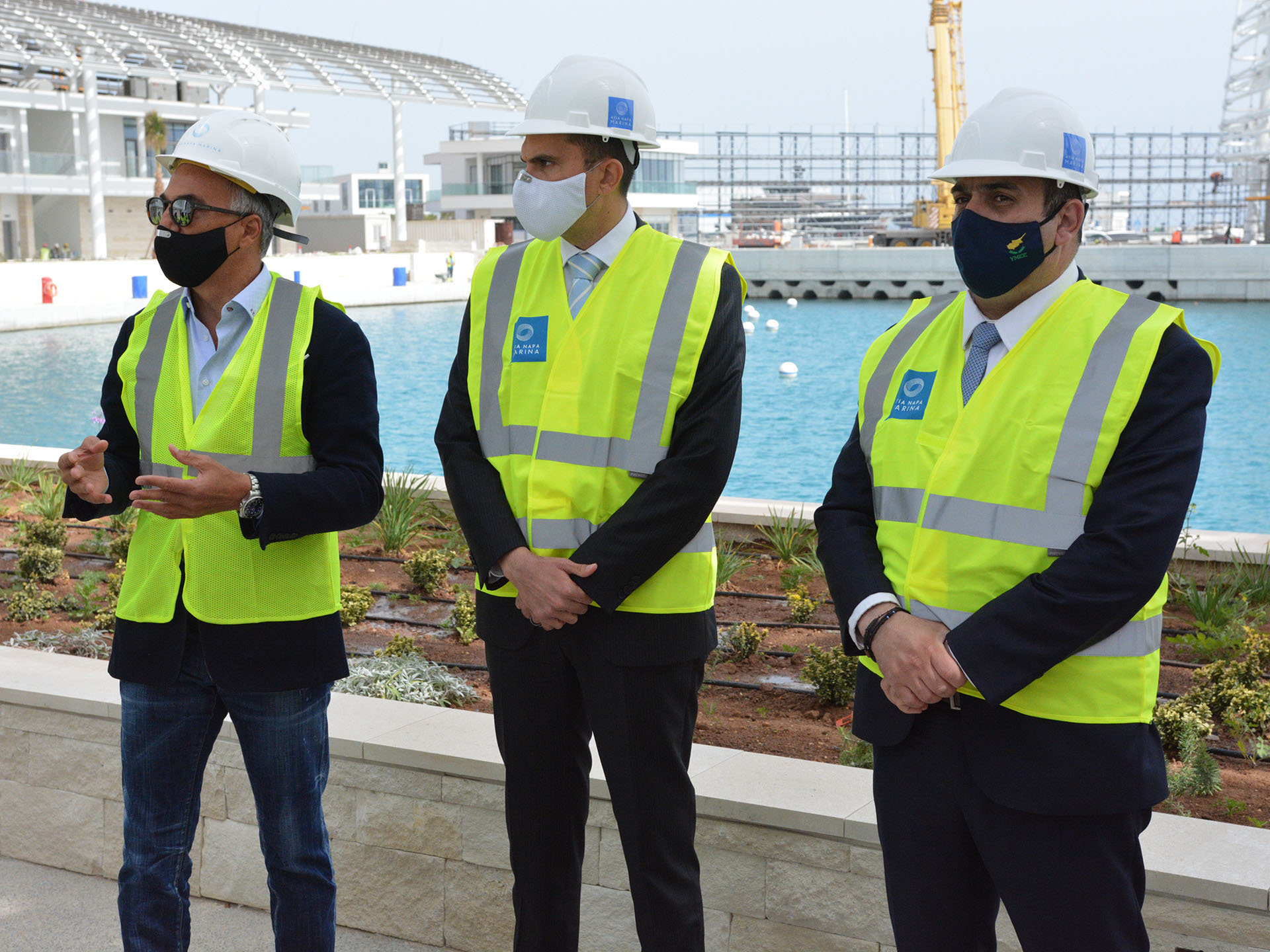 Αυτοψία Καρούσου-Περδίου στην μαρίνα της Αγίας Νάπας (ΦΩΤΟ)