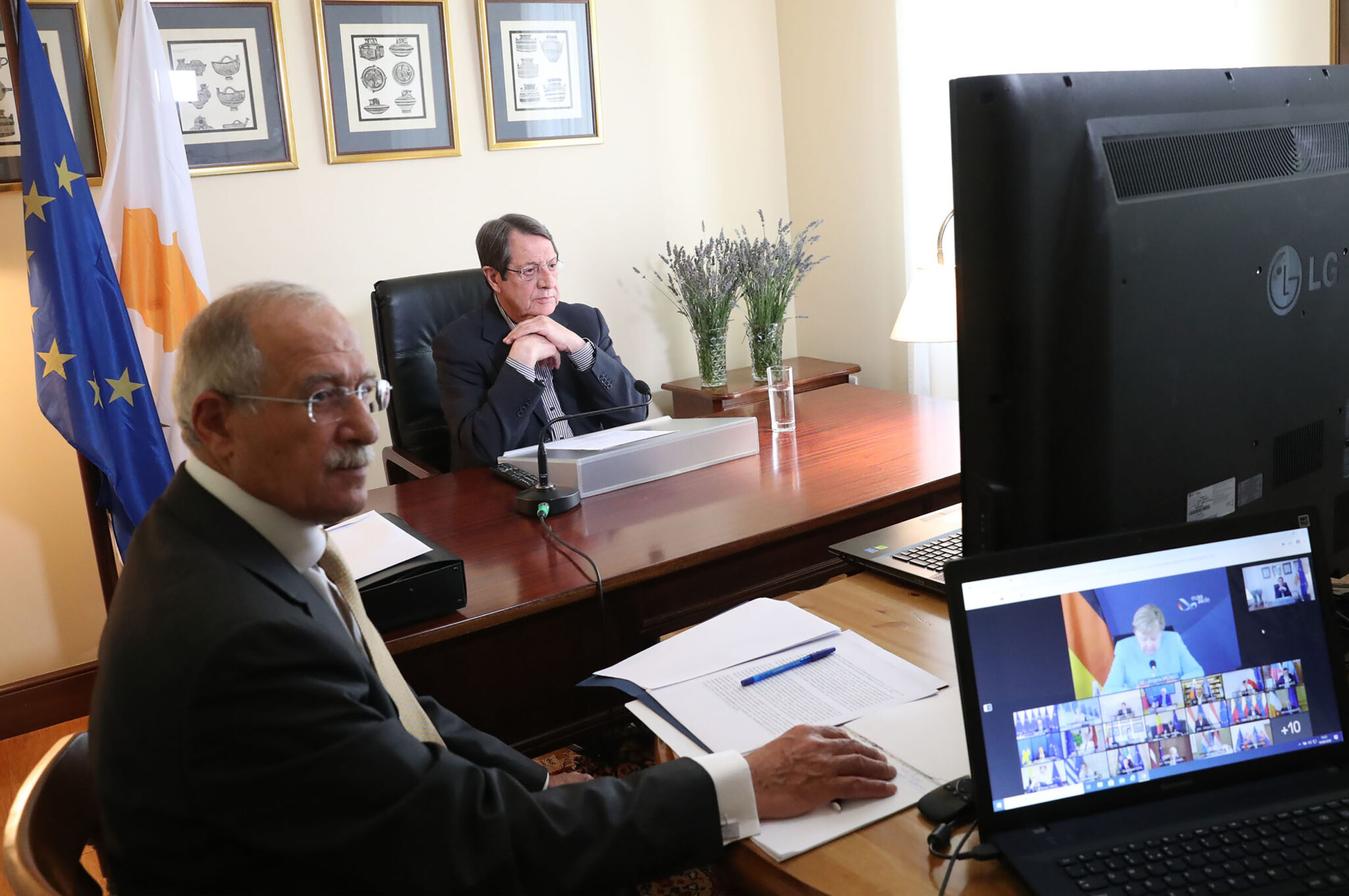 Εβδομάδα έντονης διπλωματικής κινητικότητας ενόψει άτυπης Πενταμερούς