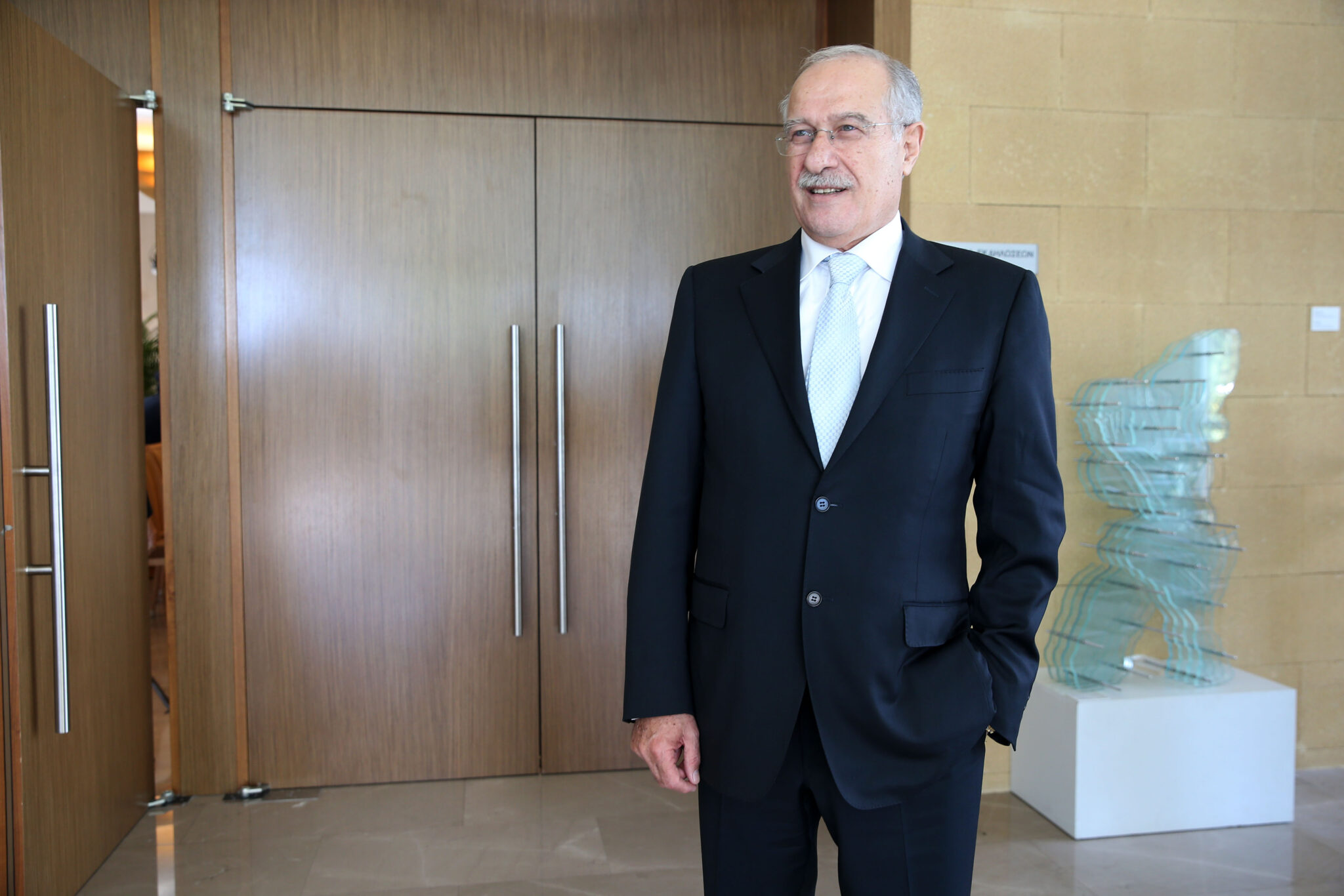 Εμβολιάζεται με το AstraZeneca ο Κούσιος για να στείλει μήνυμα στους πολίτες