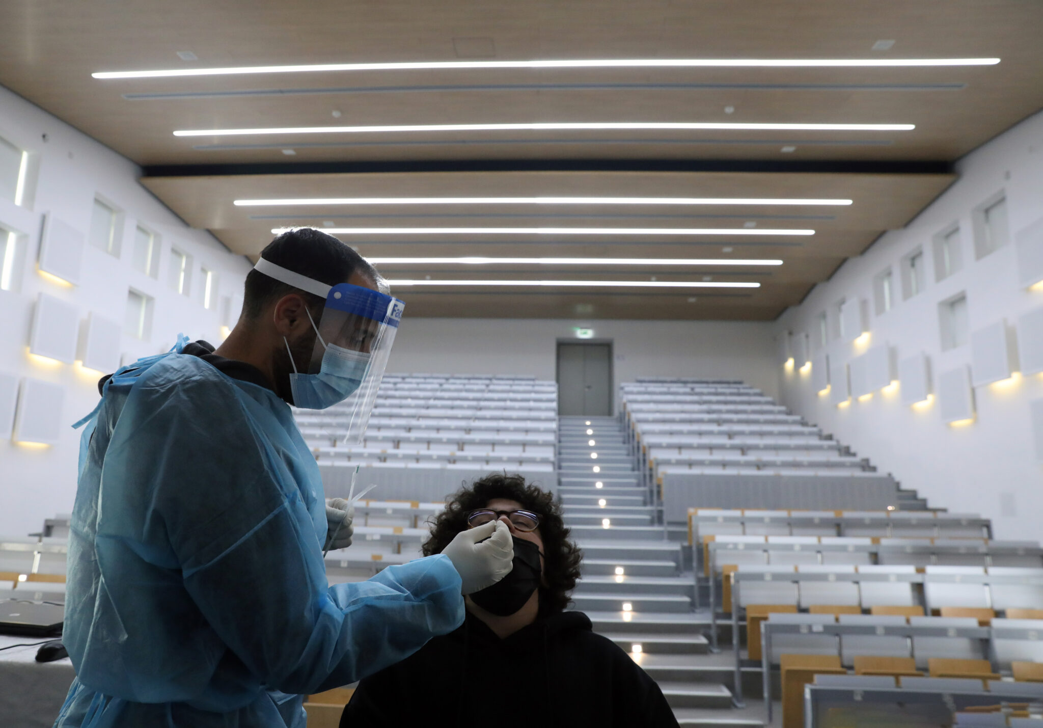 "Εκτόξευση" κρουσμάτων: Έφτασαν τα 384 ανήμερα Τσικνοπέμπτης