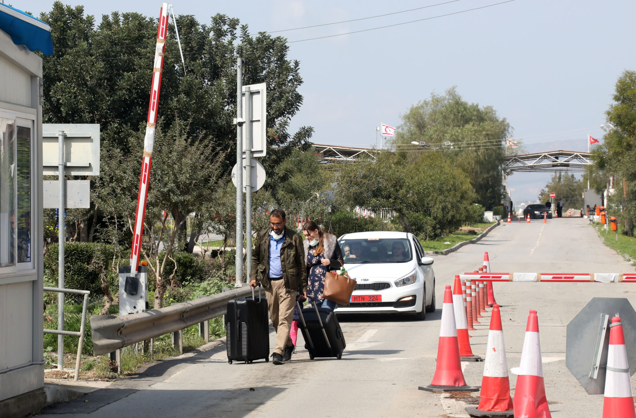 Ανοίγουν ξανά τα οδοφράγματα στις 14 Απριλίου;