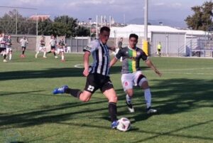 Β' Κατηγορία: Μόνος στην κορυφή ο Οθέλλος Αθηαίνου