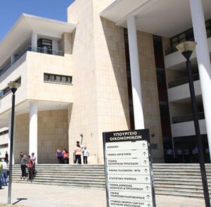 Στα χέρια των εκπαιδευτικών η πρόταση της Κυβέρνησης για το συνταξιοδοτικό