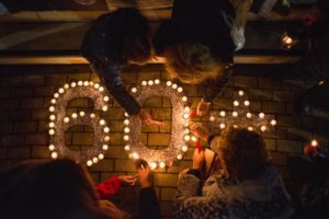 Mε τα χρώματα της γης θα φωτιστεί το Προεδρικό Μέγαρο