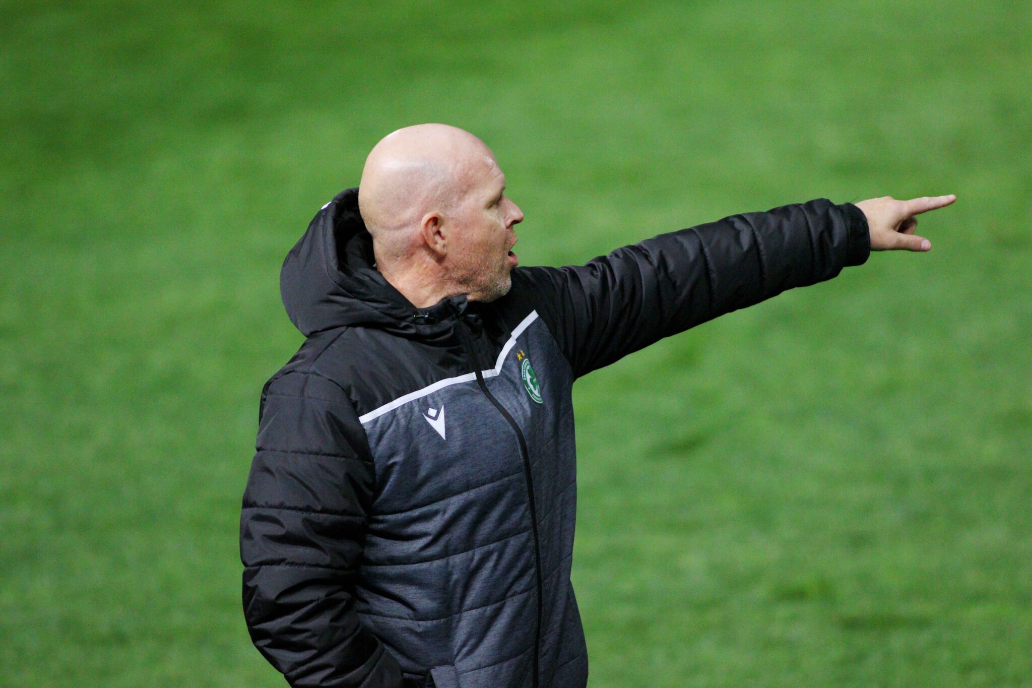 Παρά τις απουσίες, δε σταματά η δουλειά στην Ομόνοια