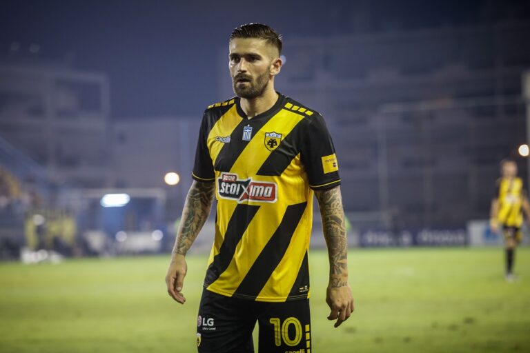 Σενάρια για Λιβάγια στον Ολυμπιακό